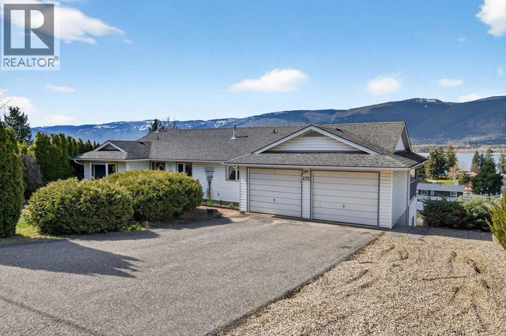 4751 Lakeshore Road NE, Salmon Arm