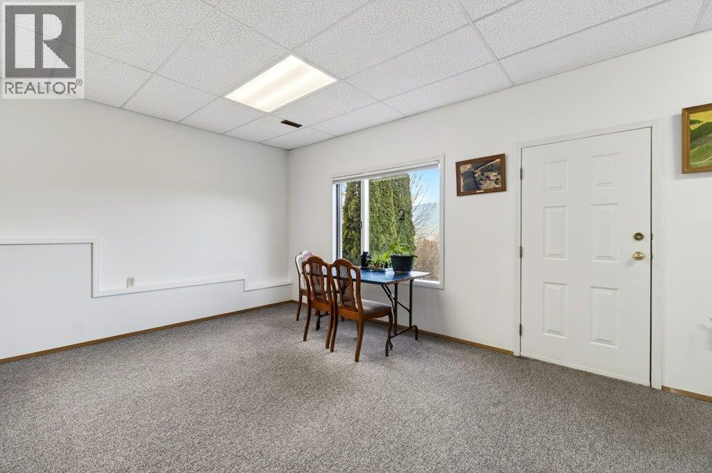 4751 Lakeshore Road NE, Salmon Arm