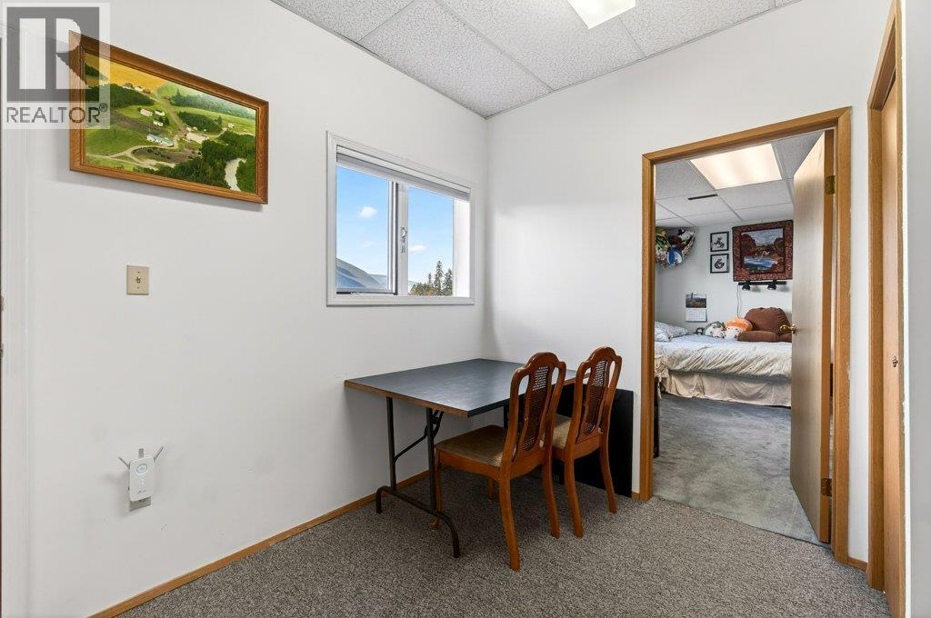 4751 Lakeshore Road NE, Salmon Arm