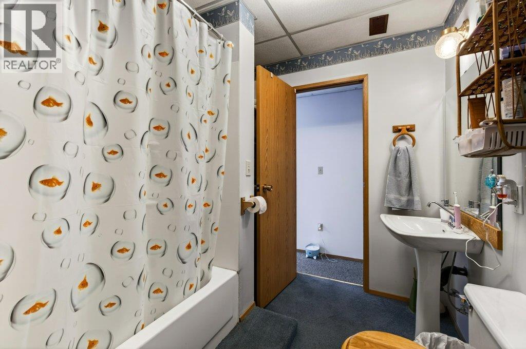 4751 Lakeshore Road NE, Salmon Arm