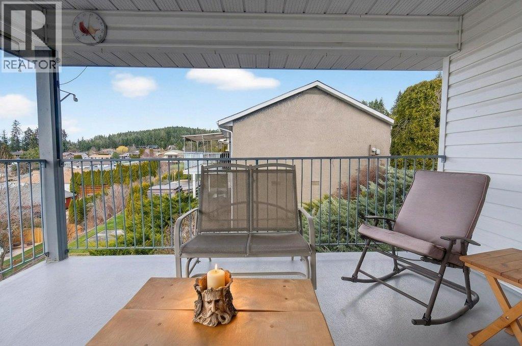 4751 Lakeshore Road NE, Salmon Arm