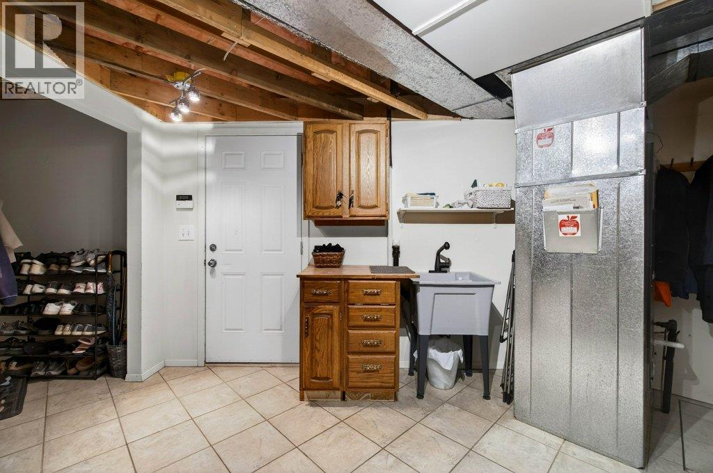 7905 97A Highway, Mara