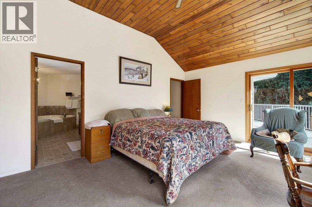 7905 97A Highway, Mara