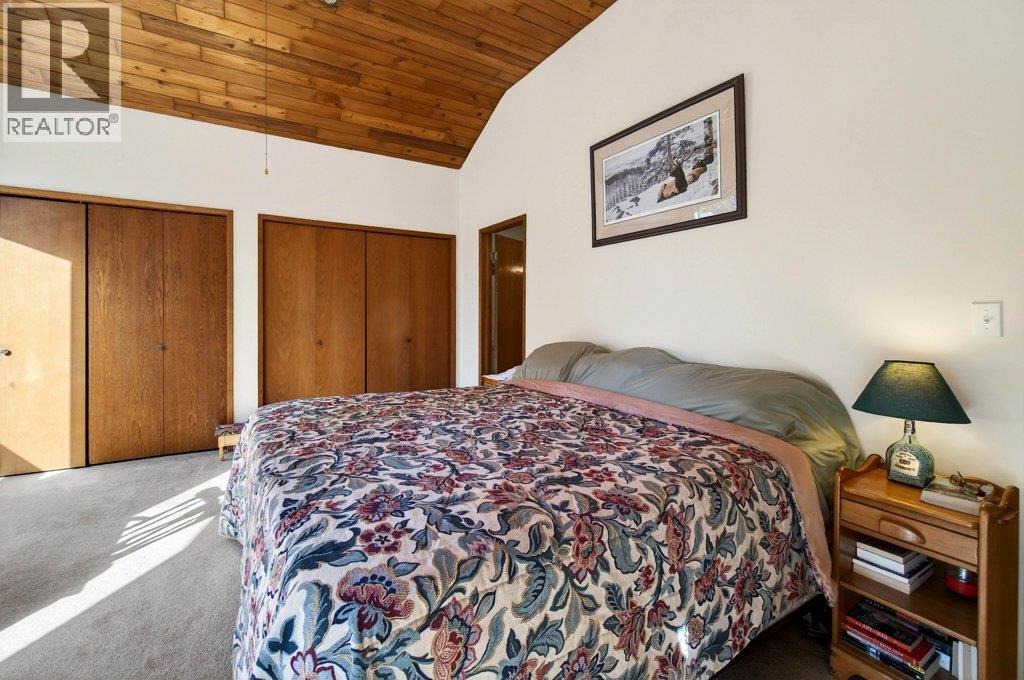 7905 97A Highway, Mara