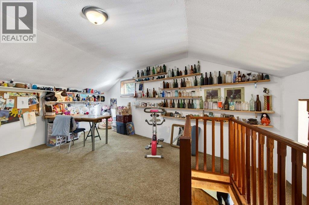 7905 97A Highway, Mara