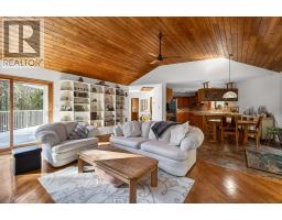 7905 97a Highway, Mara, BC V0E2K0 Photo 16