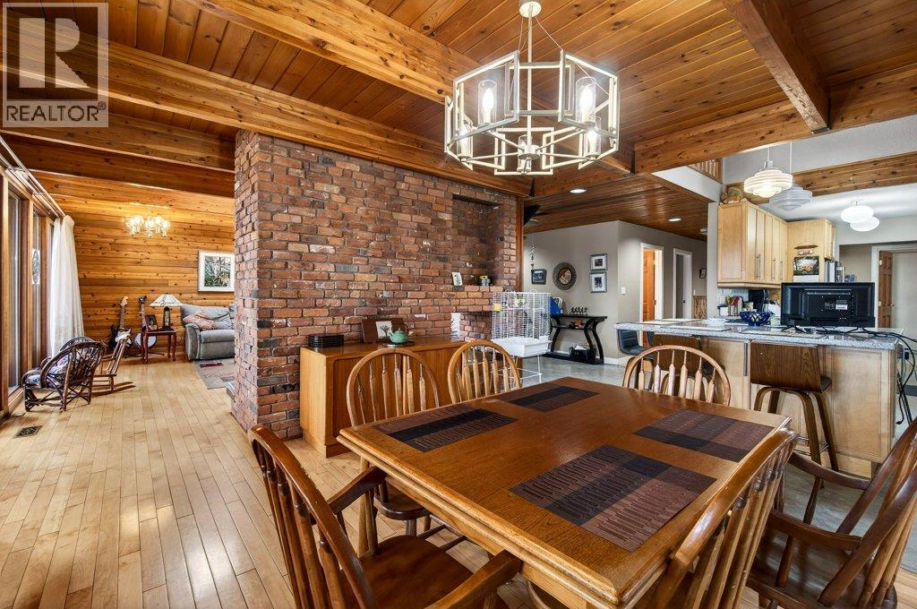 2530 4 Avenue NE, Salmon Arm