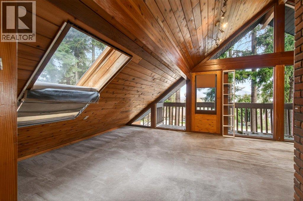 2530 4 Avenue NE, Salmon Arm