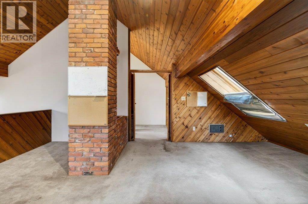 2530 4 Avenue NE, Salmon Arm