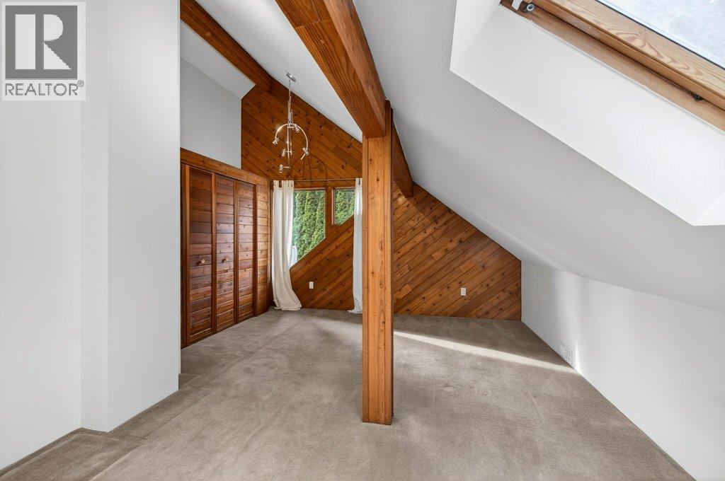 2530 4 Avenue NE, Salmon Arm