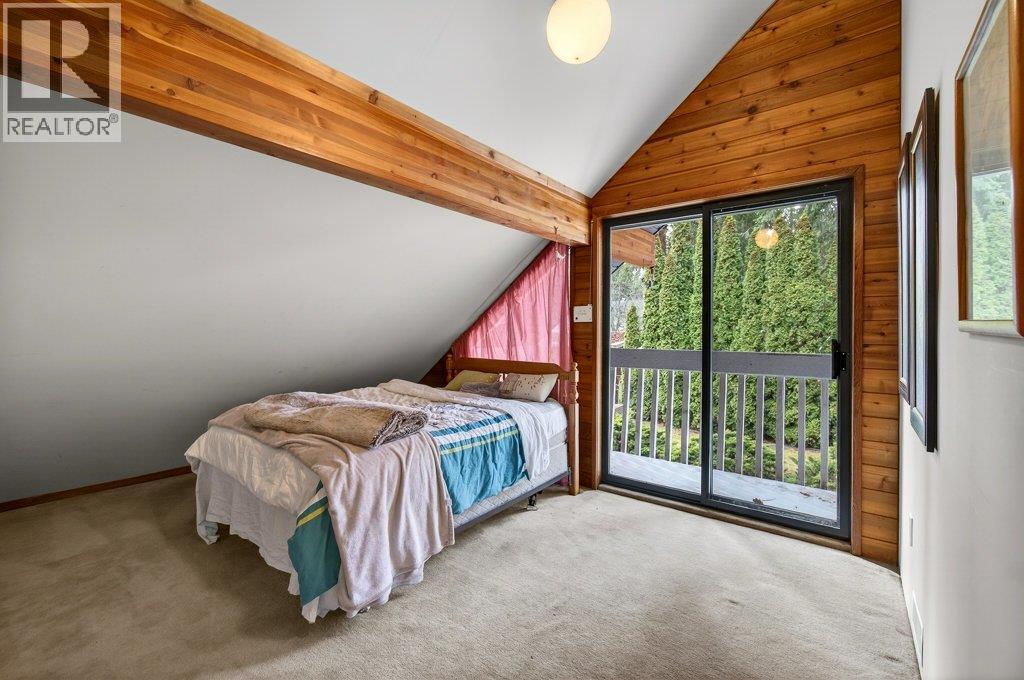 2530 4 Avenue NE, Salmon Arm