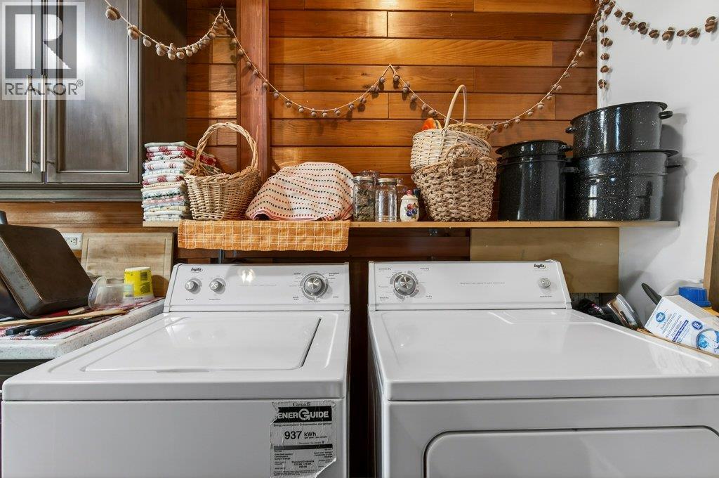 2530 4 Avenue NE, Salmon Arm