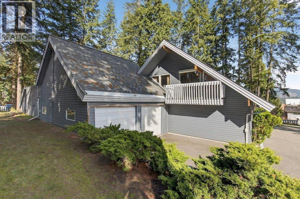 2530 4 Avenue NE, Salmon Arm