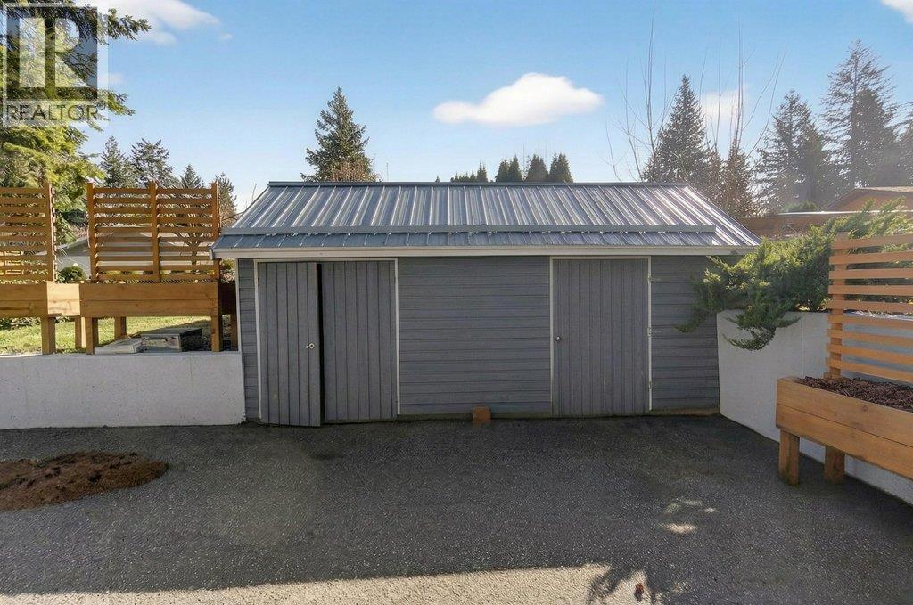 2530 4 Avenue NE, Salmon Arm