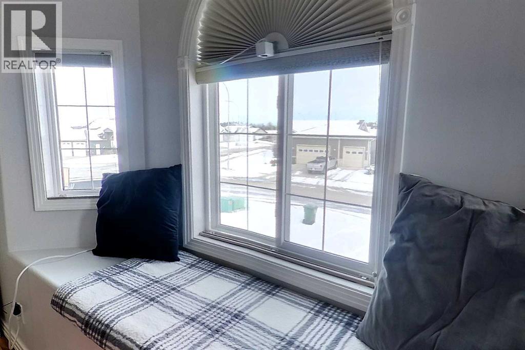 4119 16 AVENUE NE - 22