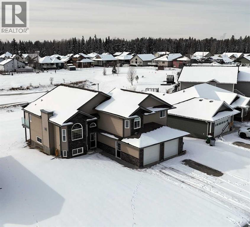 4119 16 AVENUE NE - 33