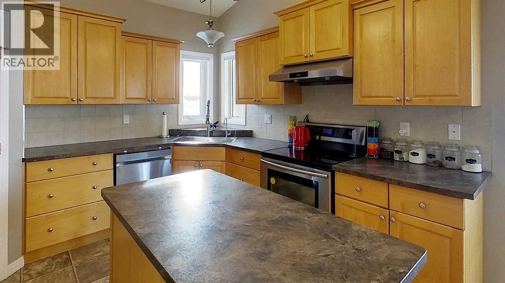 4119 16 AVENUE NE - 7