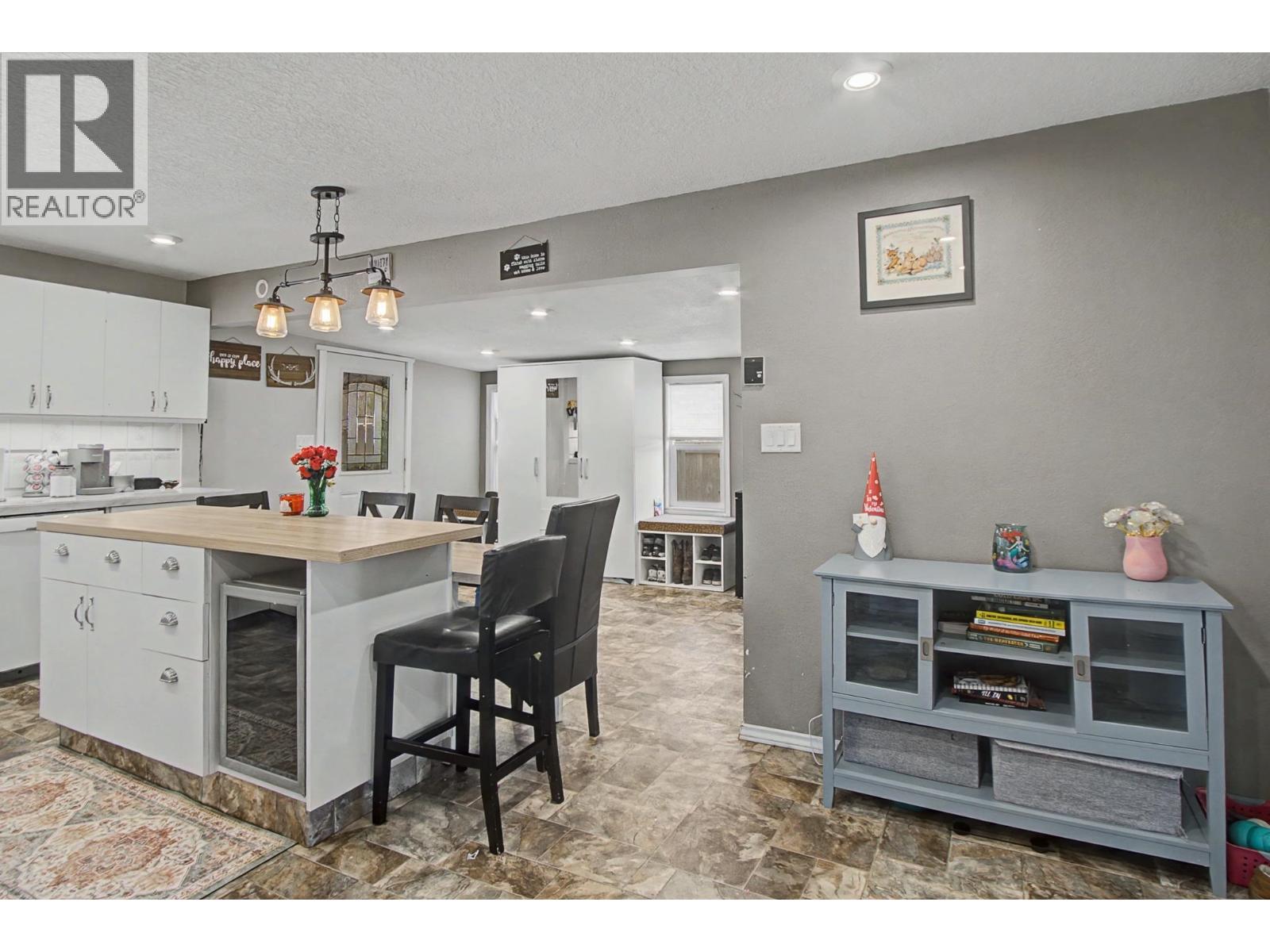 2422 MYTTING ROAD, Prince George