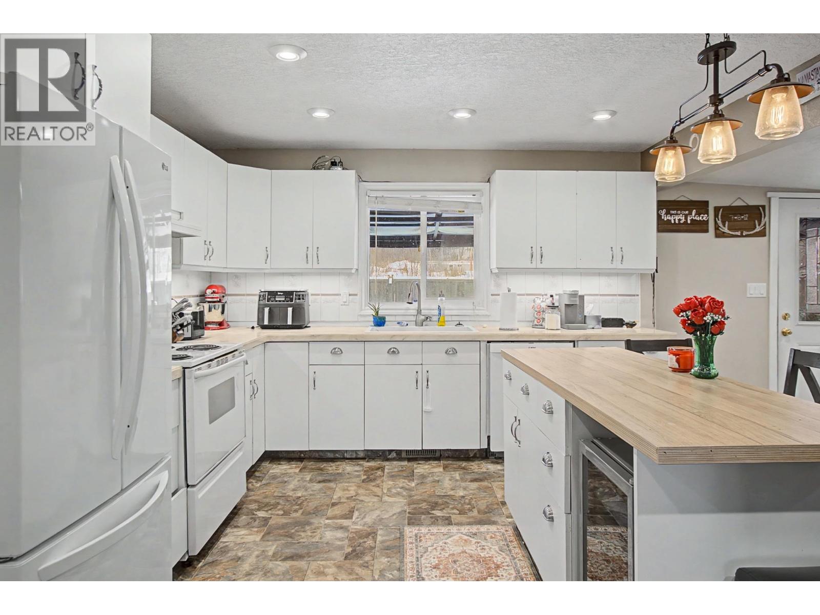 2422 MYTTING ROAD, Prince George