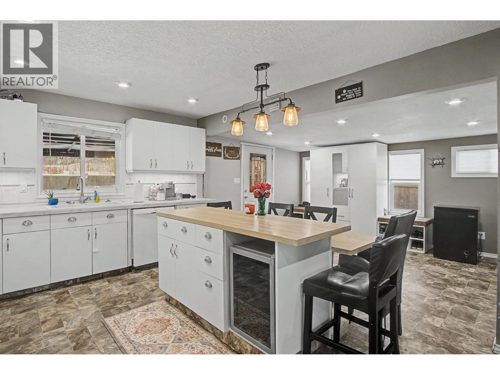 2422 MYTTING ROAD, Prince George