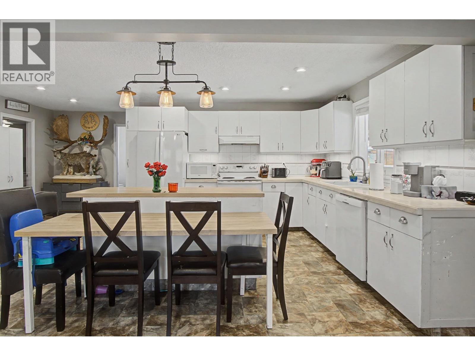 2422 MYTTING ROAD, Prince George