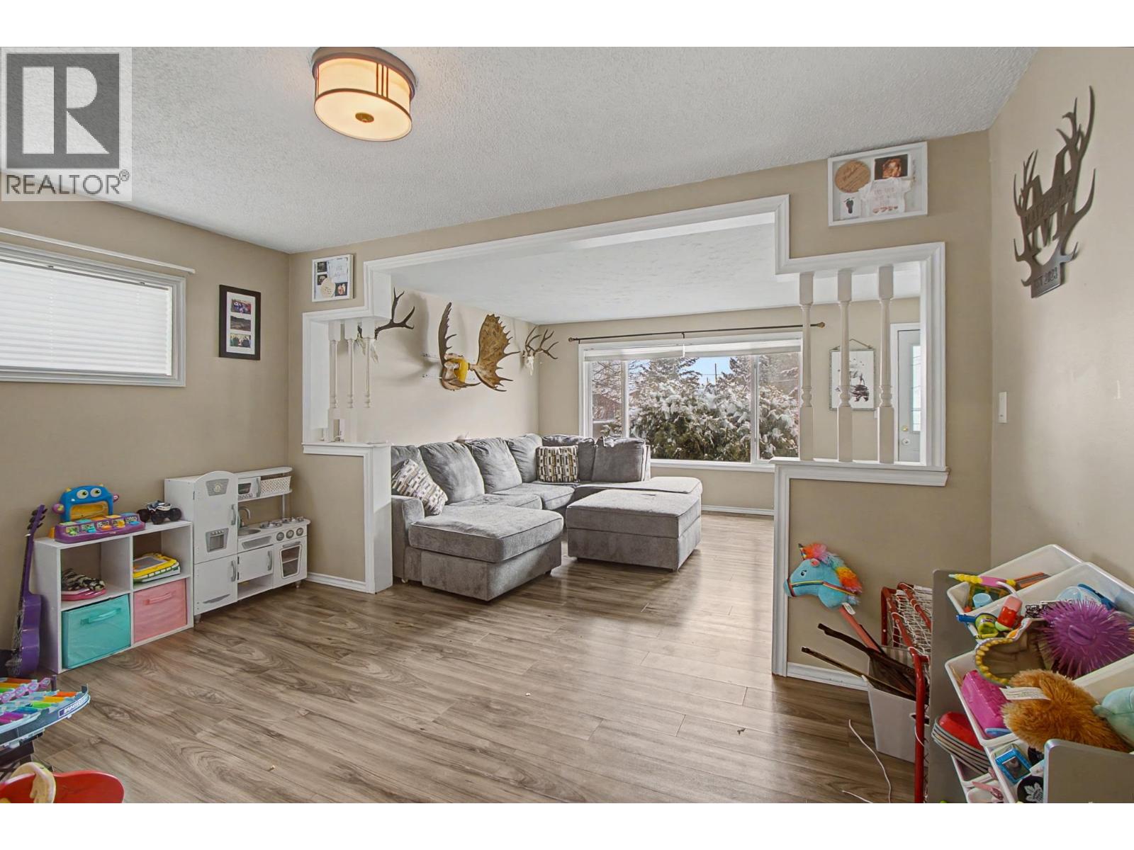 2422 MYTTING ROAD, Prince George