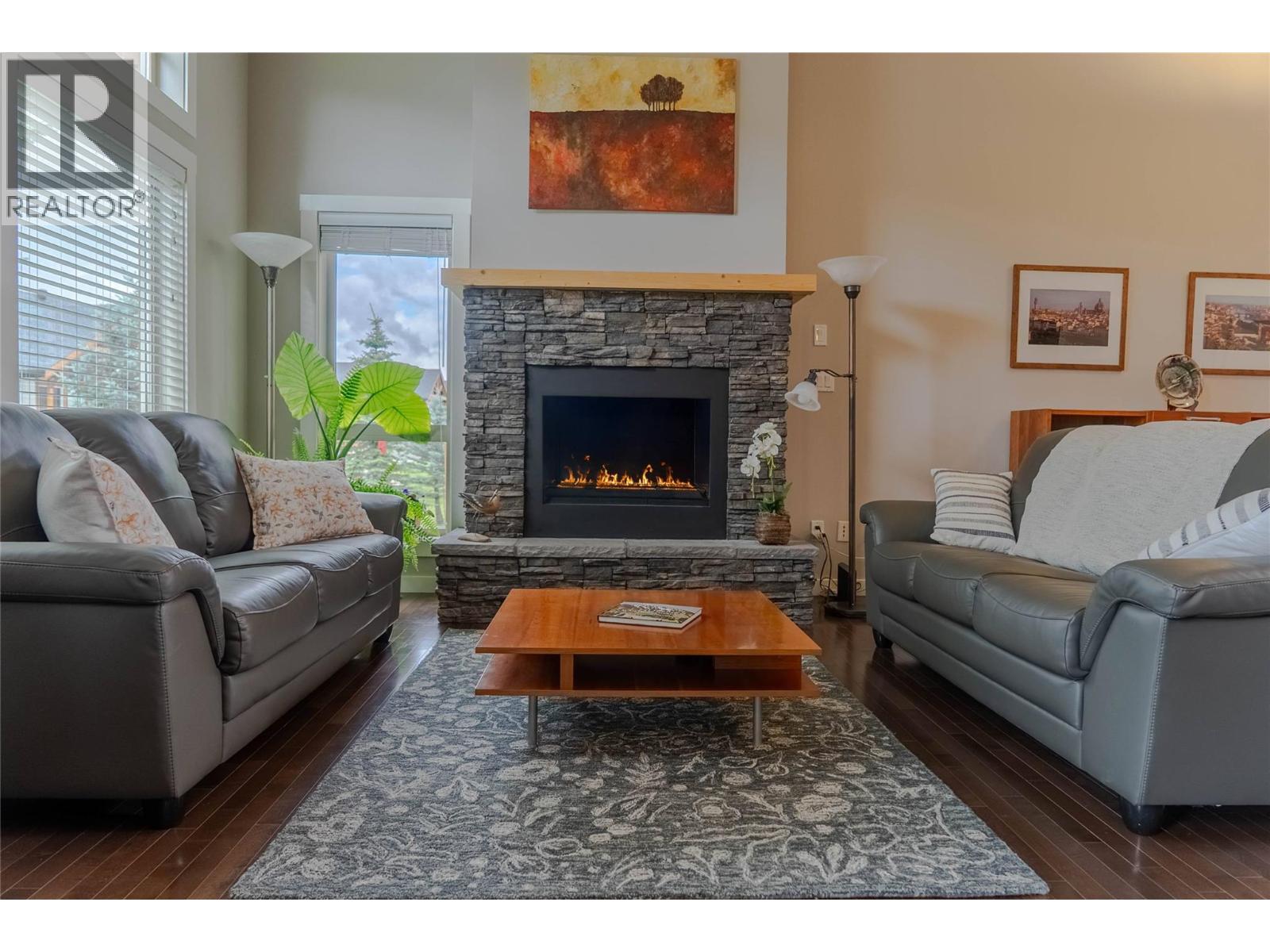 233 Boulder Creek Creek, Cranbrook