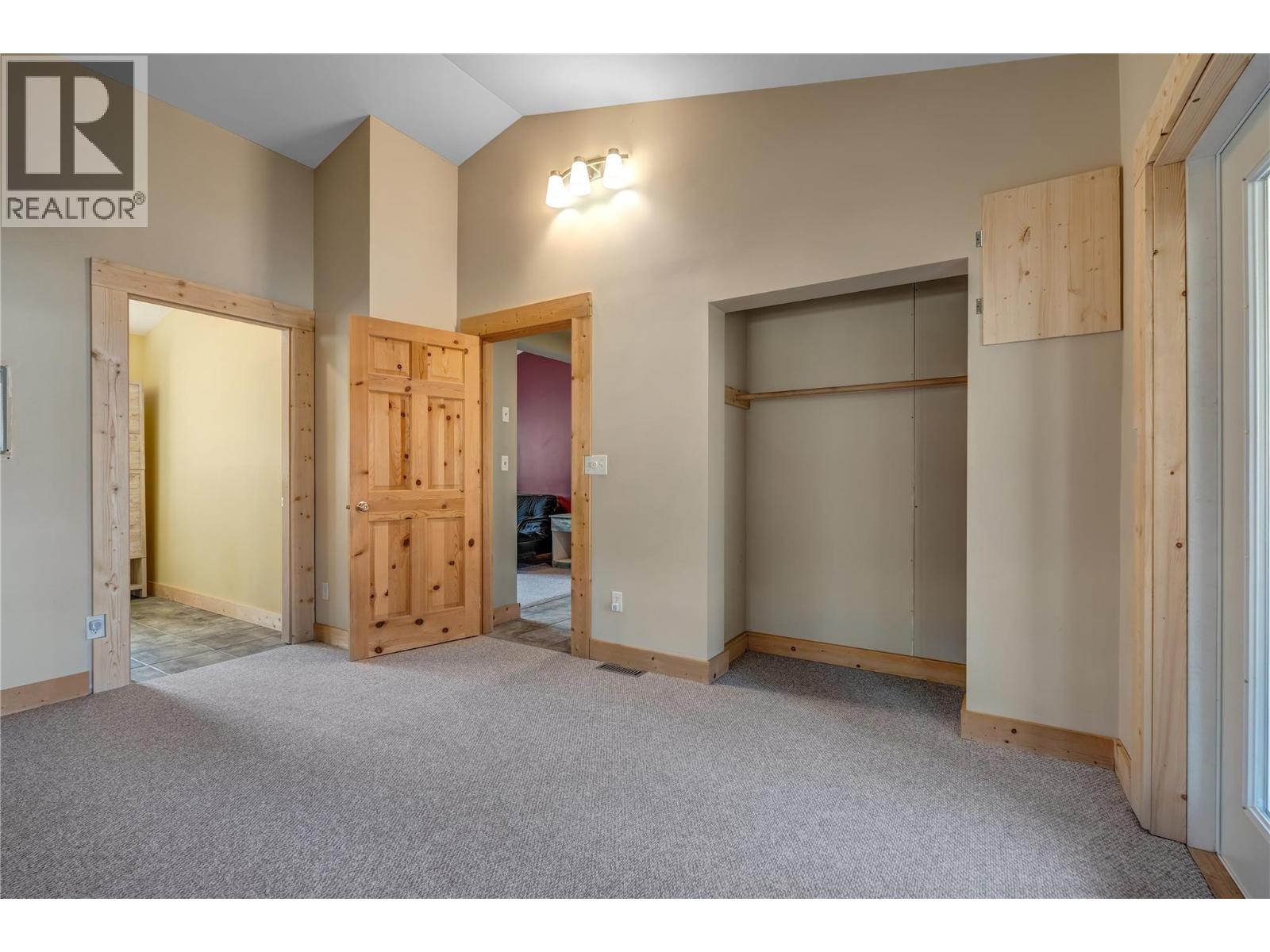 28 Deans Road, Summerland