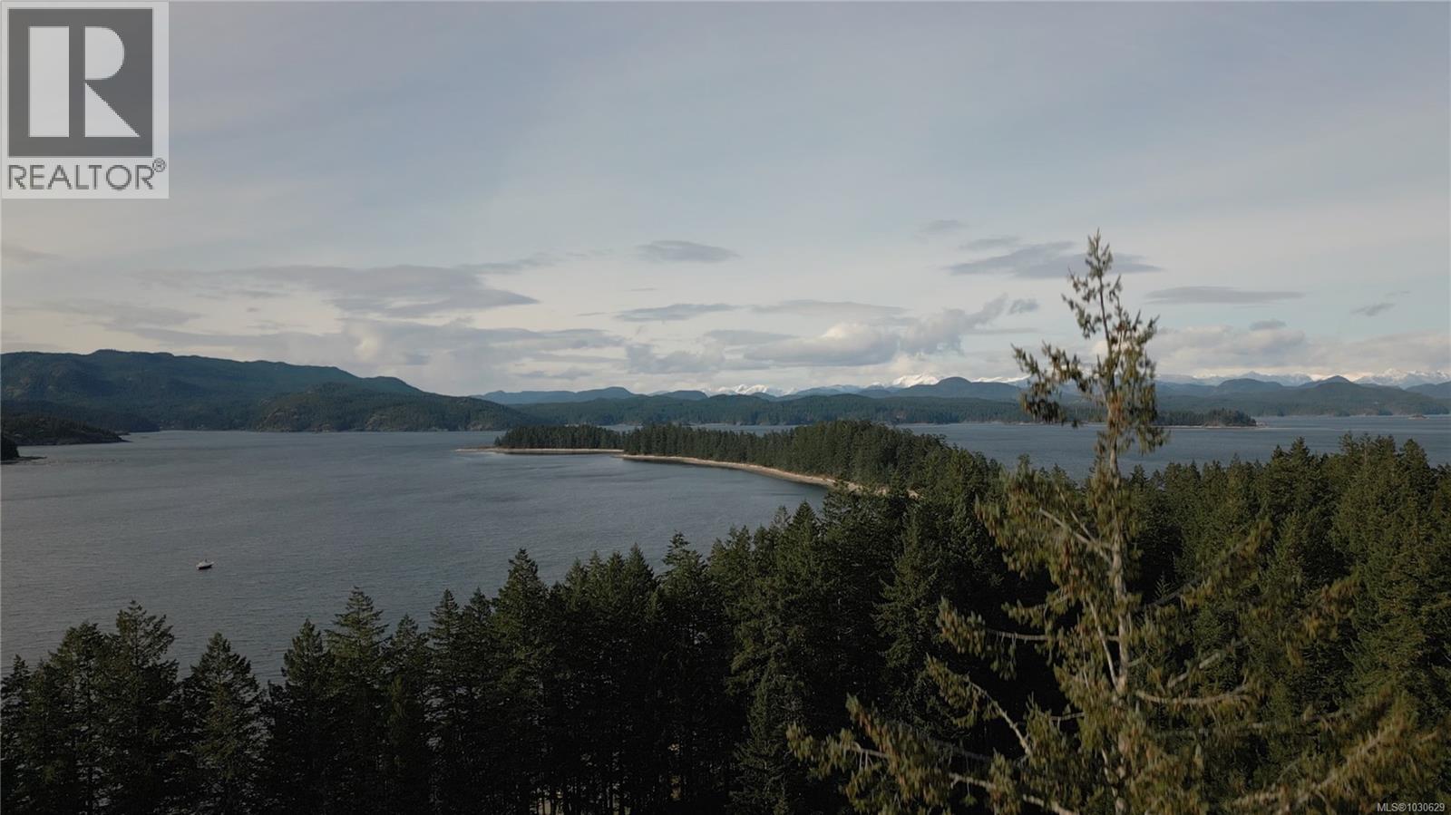  615 Green Road, Quadra Island