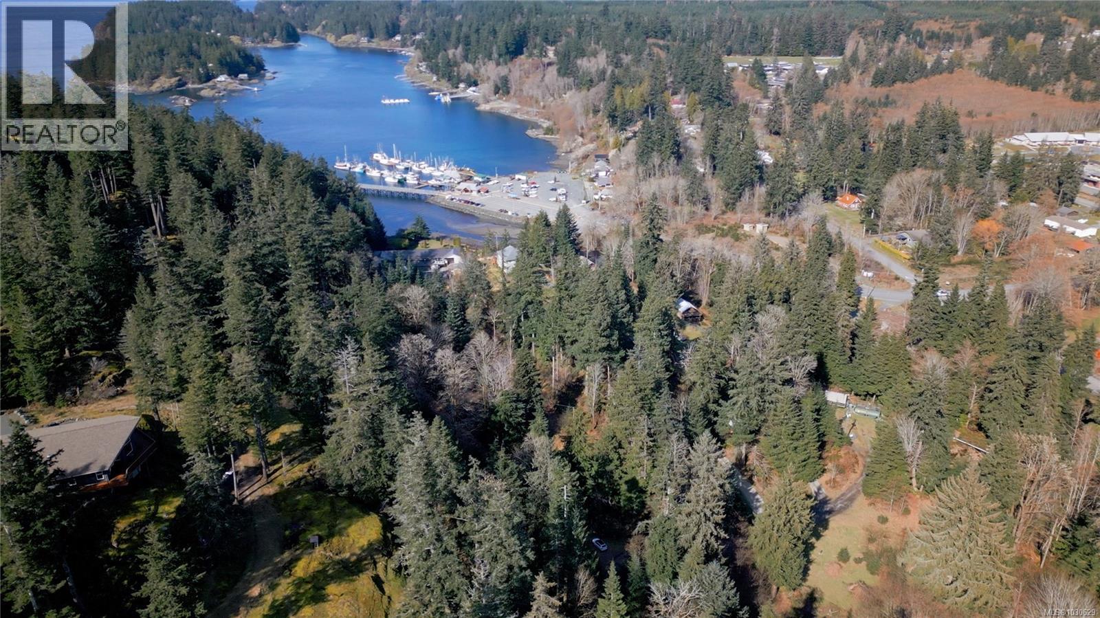  615 Green Road, Quadra Island