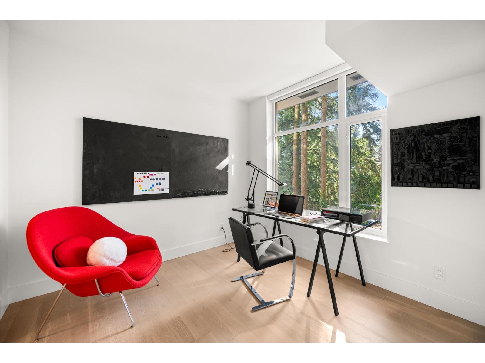 407 1501 VIDAL STREET, White Rock