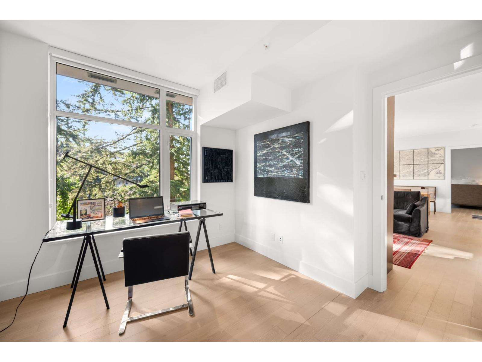 407 1501 VIDAL STREET, White Rock