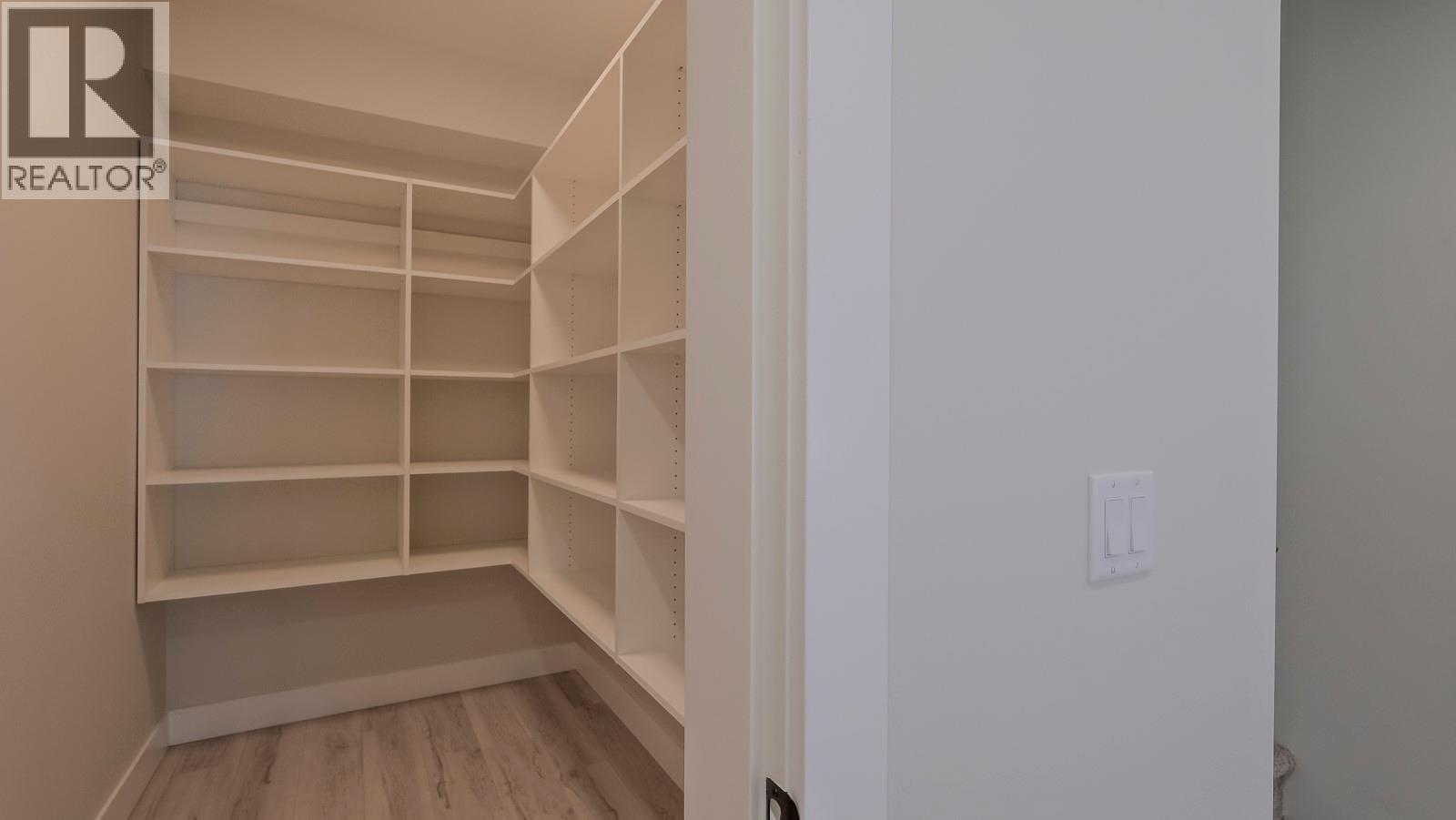 937 Royal Troon Lane - 39