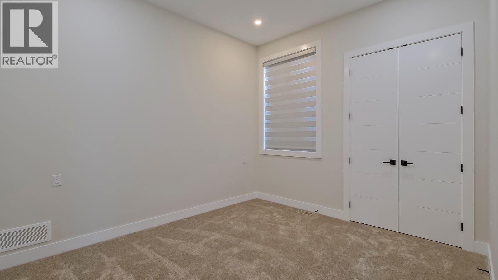 937 Royal Troon Lane - 36