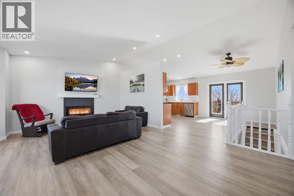 531 PIONEER DRIVE W - 10