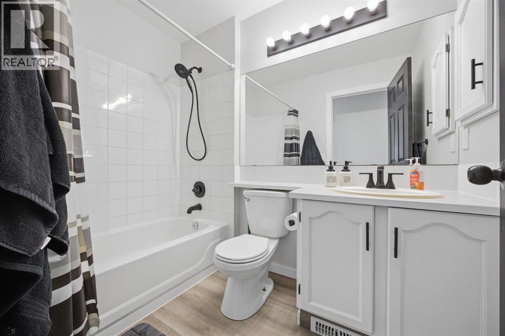 531 PIONEER DRIVE W - 29