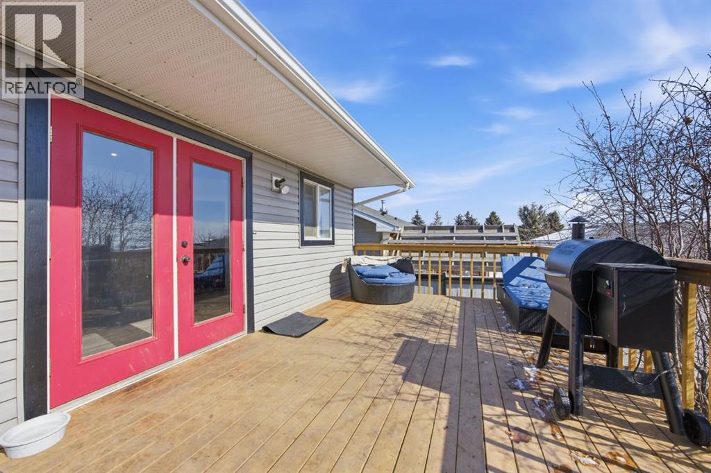 531 PIONEER DRIVE W - 40