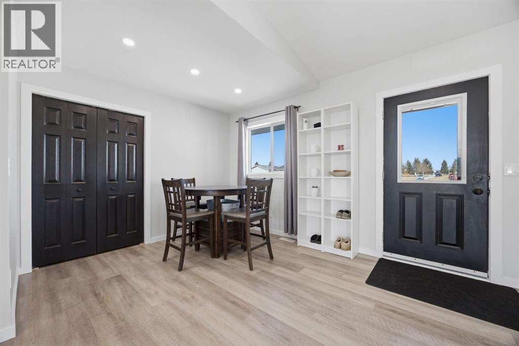 531 PIONEER DRIVE W - 6