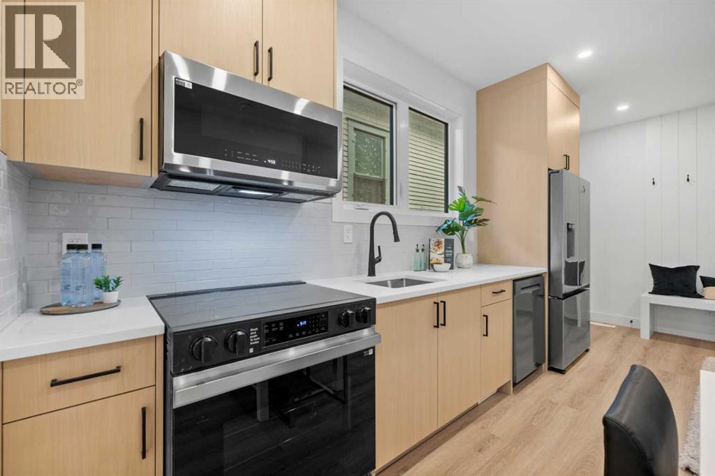 Single Family House for Sale in  B Street SW Bankview Calgary 