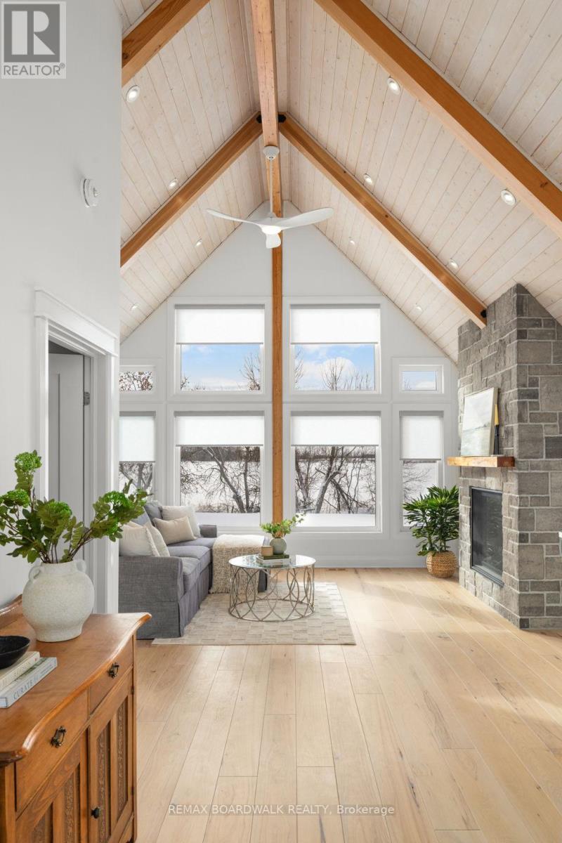 Bright energy efficient windows