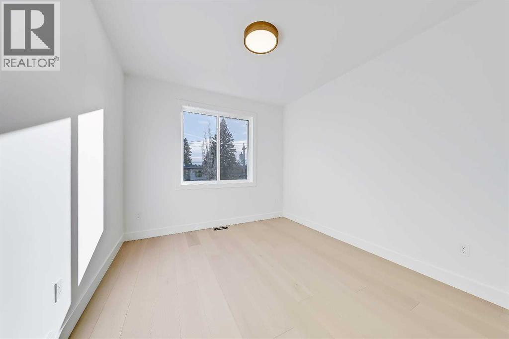 Single Family House for Sale in  A Street NW Parkdale Calgary 