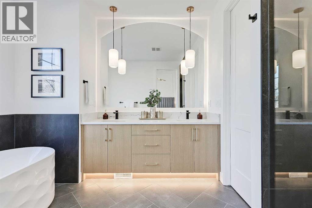 Single Family House for Sale in  A Street NW Parkdale Calgary 