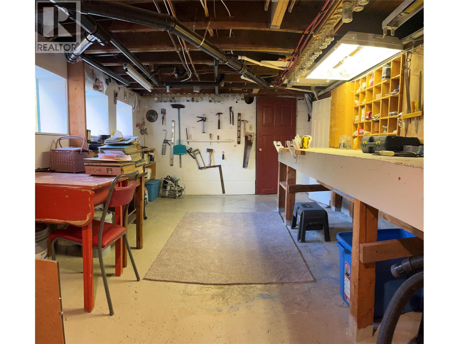 2302 HAPPY VALLEY ROAD - 41