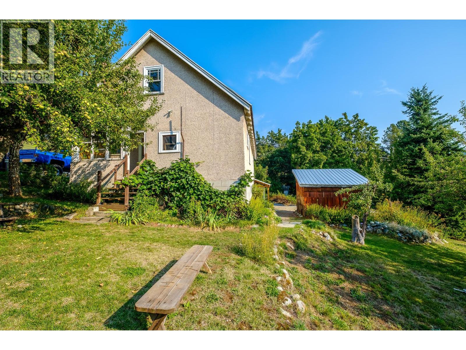 1929 UNION Avenue, Rossland