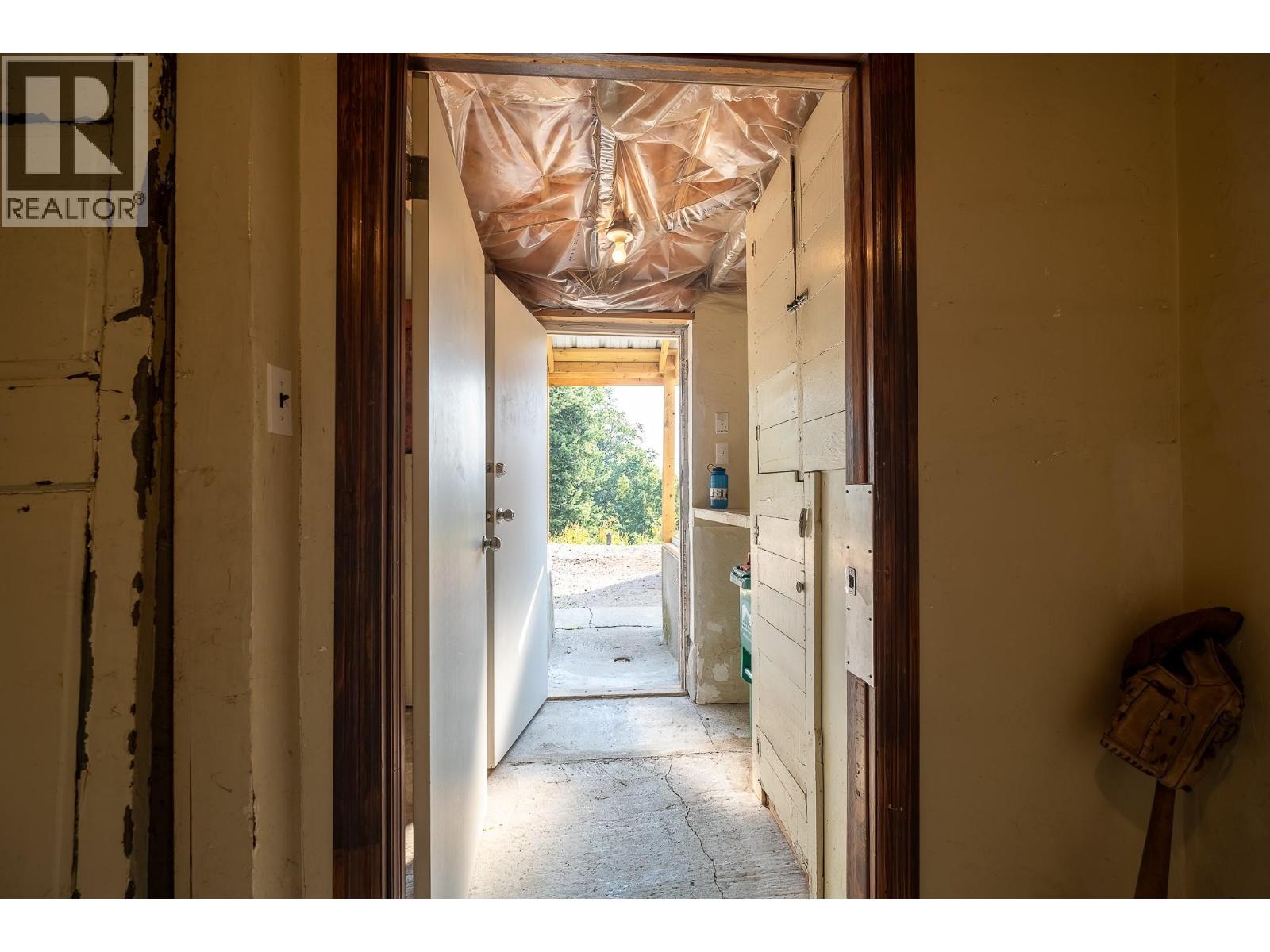 1929 UNION Avenue, Rossland