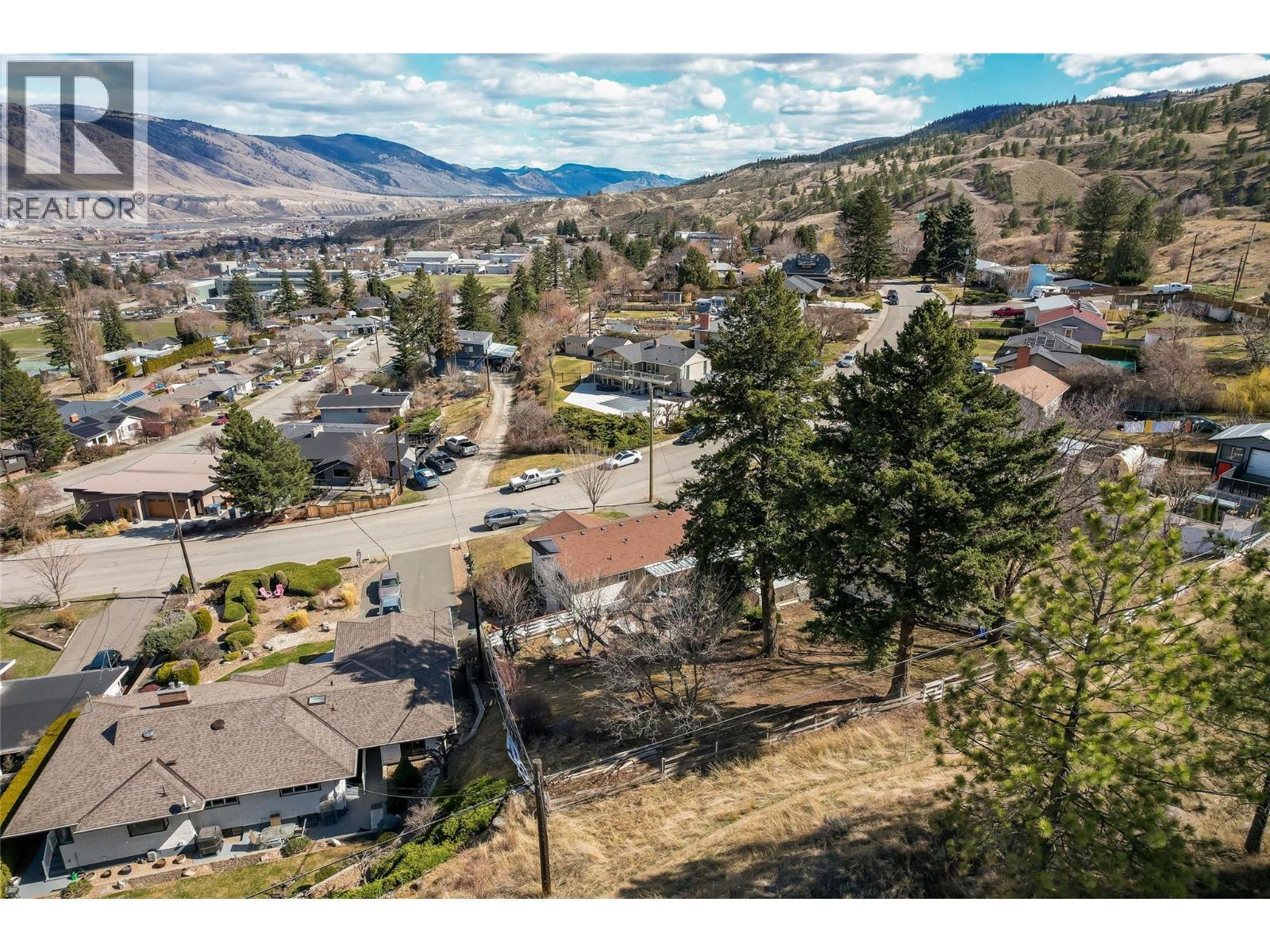 593 TUNSTALL Crescent, Kamloops