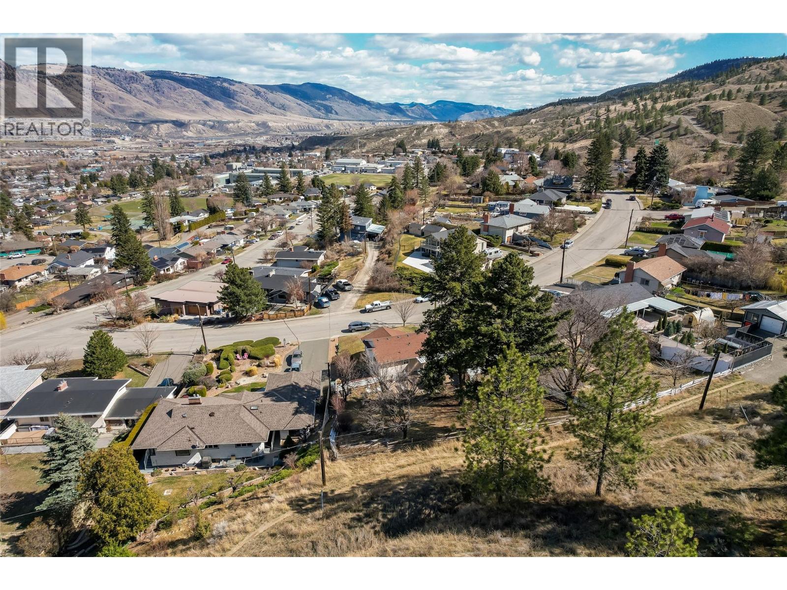 593 TUNSTALL Crescent, Kamloops