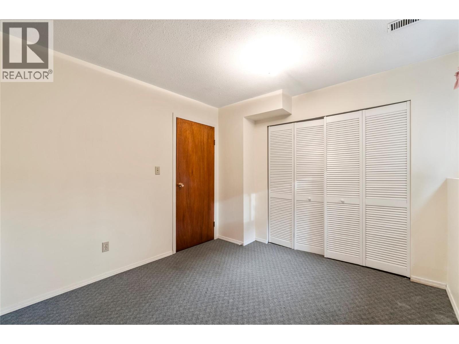 2510 5 Avenue NE, Salmon Arm