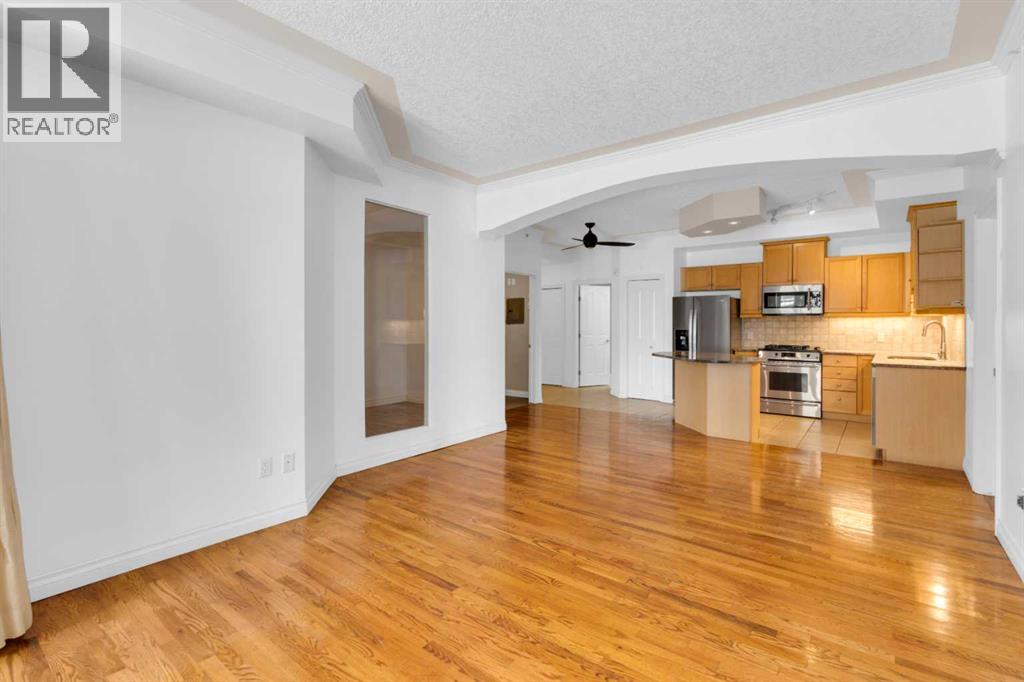 #205 1315 12 AVENUE SW - 10