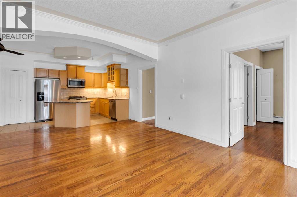 #205 1315 12 AVENUE SW - 11